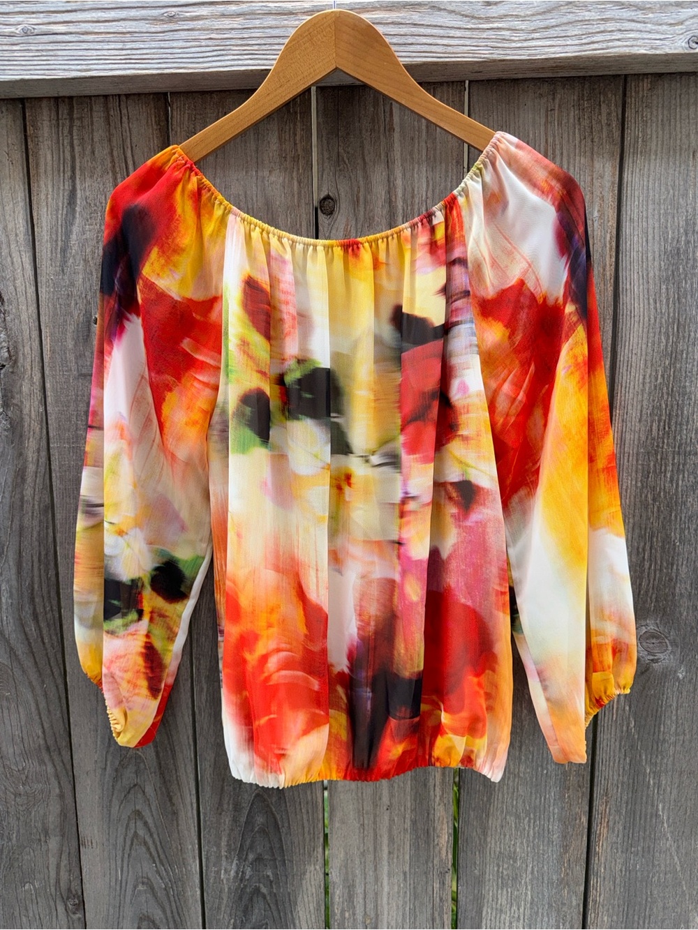 Alice + Olivia Flame Colored Abstract Print Balloon Sleeve Blouse Size Medium - Picture 8 of 8
